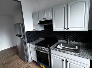 214 E 16th St #2, Brooklyn, NY 11226