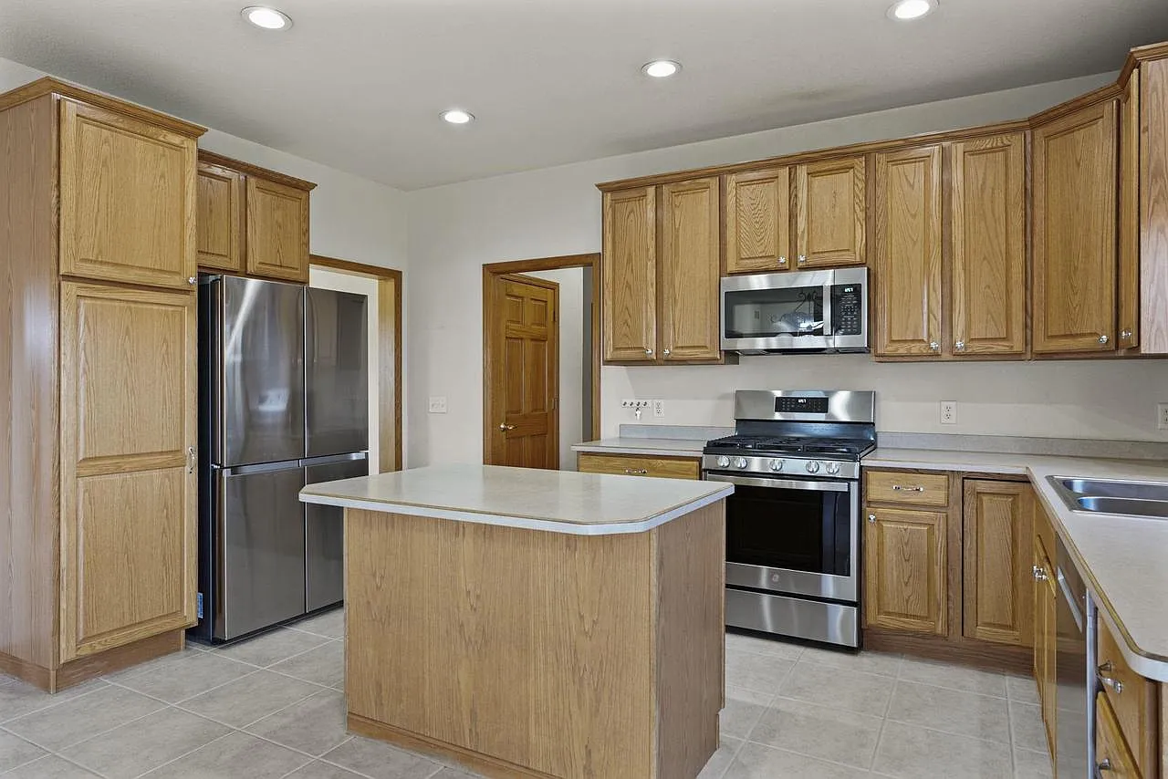 3026 Saddle Brooke Trail photo 1
