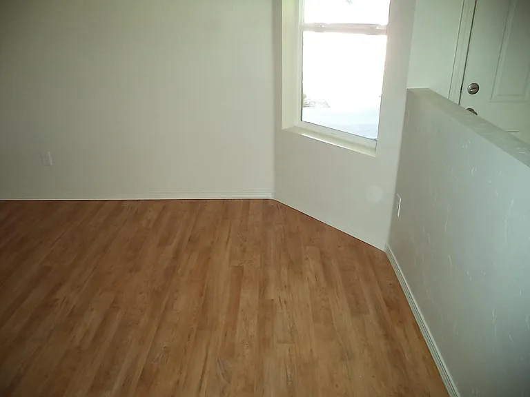 9715 Stonewood Dr — Photo 14