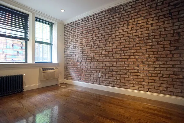 Rented by Compass | media 2