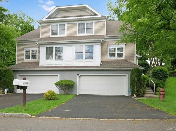 81 Hillcrest Lane, Peekskill, NY 10566