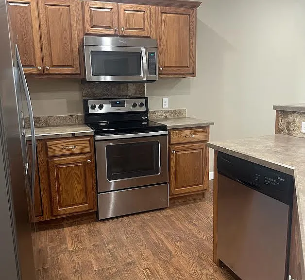 Kitchen Pic 2