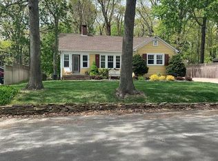 1240 West Rd, Cutchogue, NY 11935