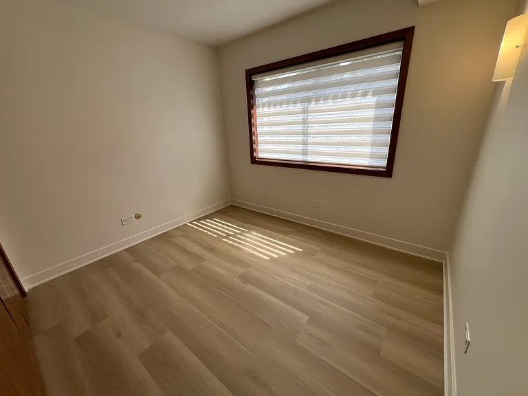 2416 W Foster Ave #1N — Photo 27