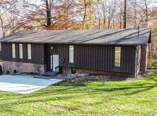 84 Guise Park Dr, Munroe Falls, OH