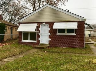 10246 S Van Vlissingen Rd, Chicago, IL 60617