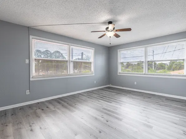 80 Indian Rocks Rd S Suite B, Largo, FL 33770