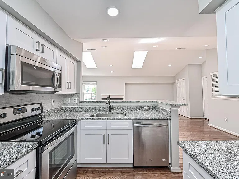 5601 Willoughby Newton Dr #36 — Photo 19