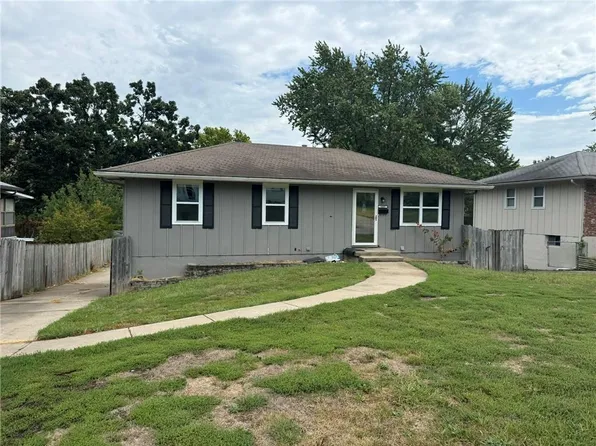 3005 S Vermont Ave, Independence, MO 64052