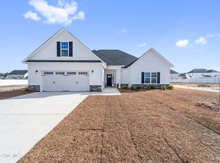 359 Water Wagon Trl, Jacksonville, NC 28546