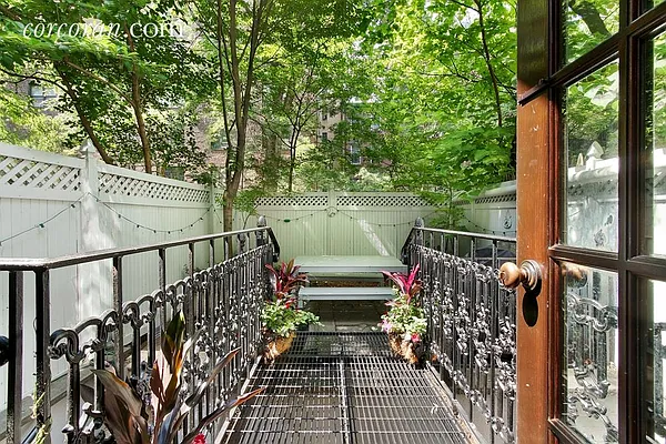 Rented by Corcoran | media 35