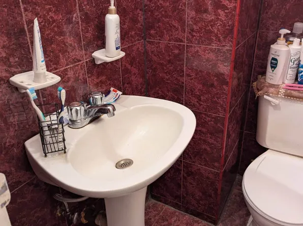 241-08 Newhall Avenue image 5 of 6