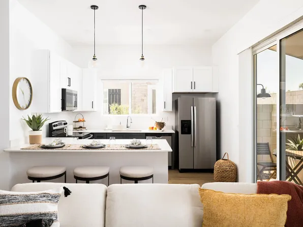 Bungalows on Market Street, 5805 Market St, Prescott Valley, AZ 86314