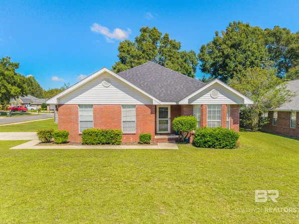 28270 Chateau Dr, Daphne, AL 36526