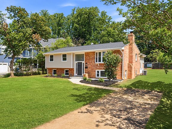 2nd image of 9220 Brian Dr