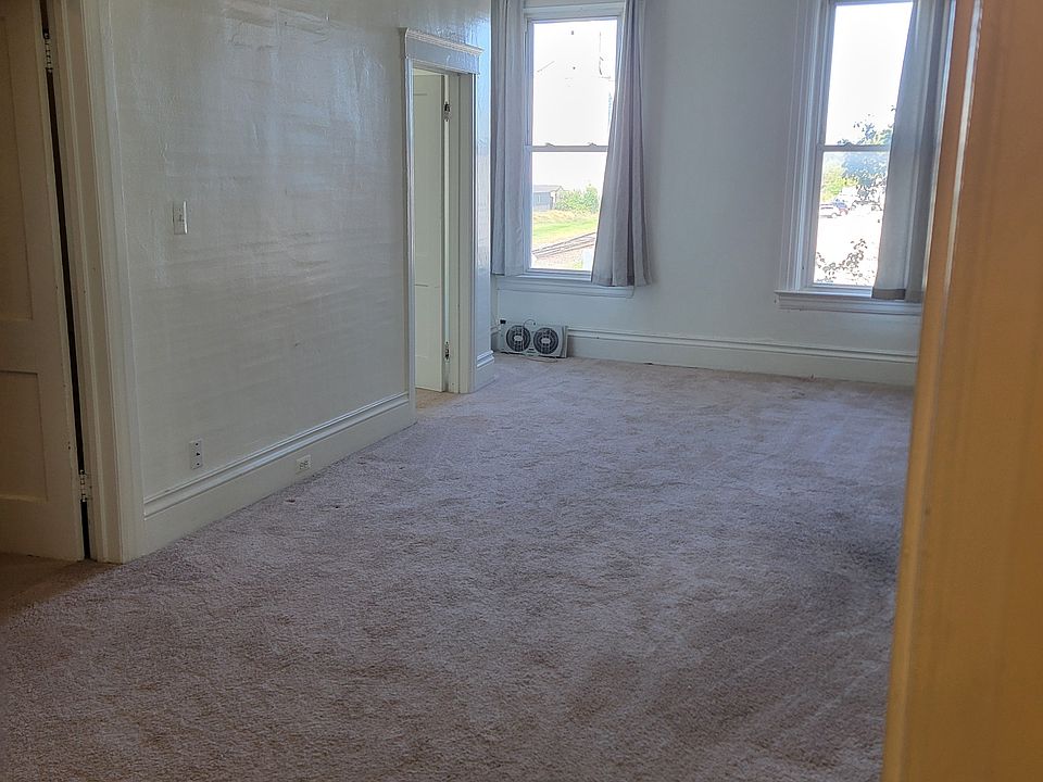 Large living room overlooking Main St.