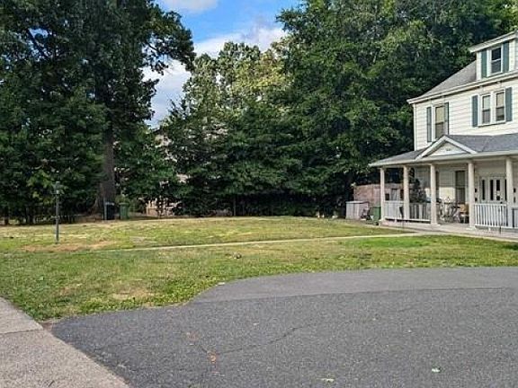 2nd image of 20 N Farview Ave