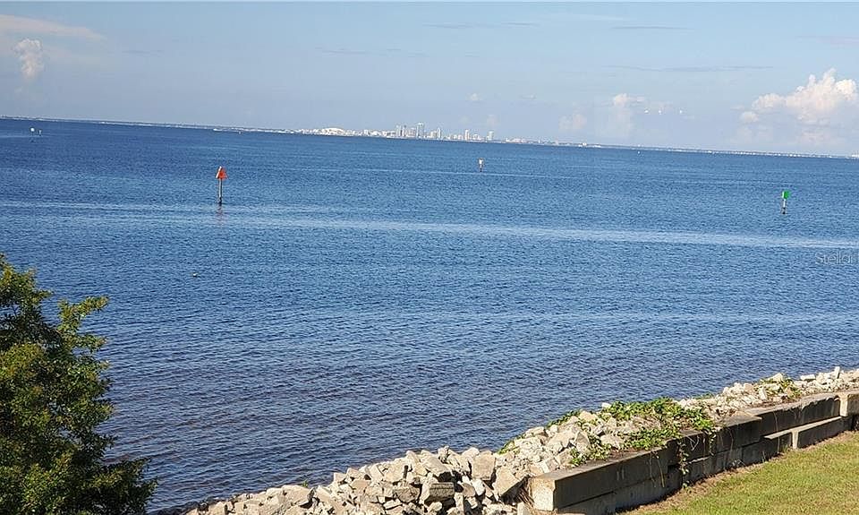 1st image of 828 Bahia Del Sol Dr #60