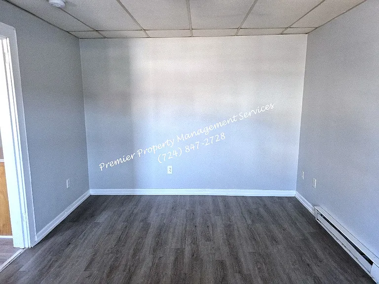 542 Midland Ave #B — Photo 11