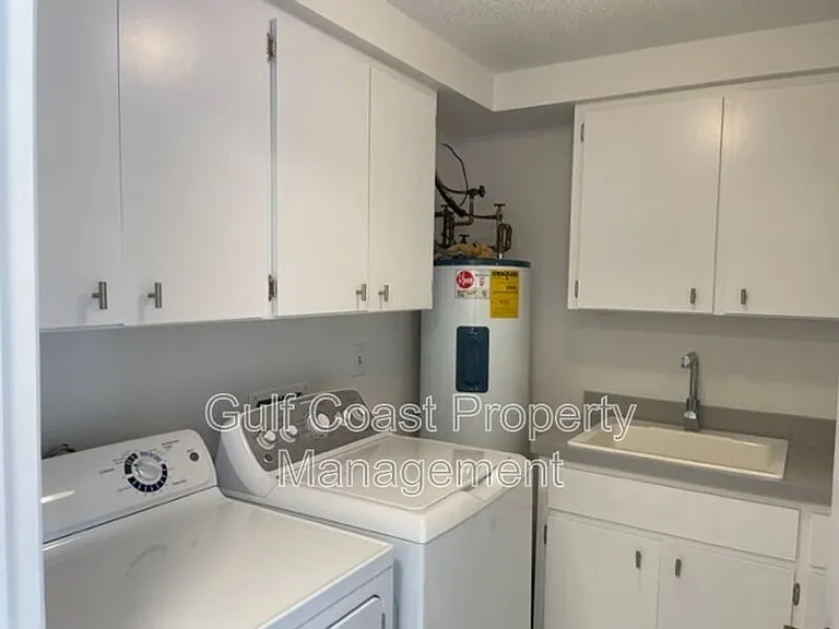 747 Sorrento Inlt #747 — Photo 23