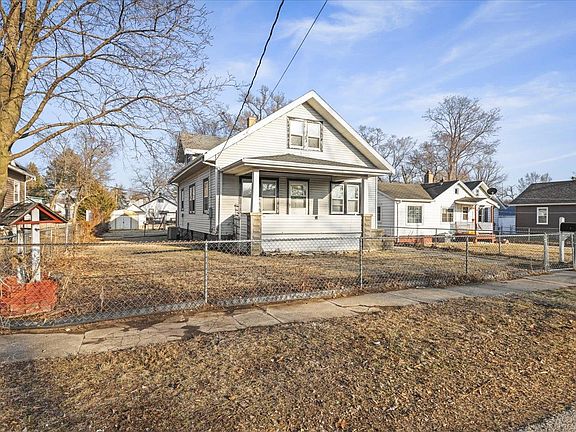 3rd image of 2710 Kinsey St