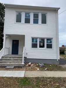 42 E Hawthorne Ave, Valley Stream, NY, 11580