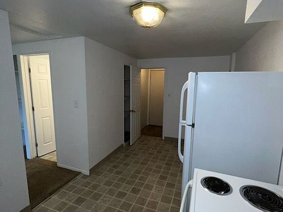 3rd image of 701 115th St S #2