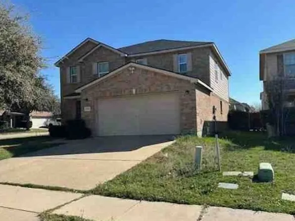6040 Saddle Flap Dr, Fort Worth, TX 76179