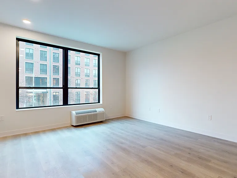 Dining/Living room