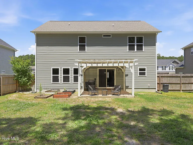 119 Station Yard Rd — Photo 32
