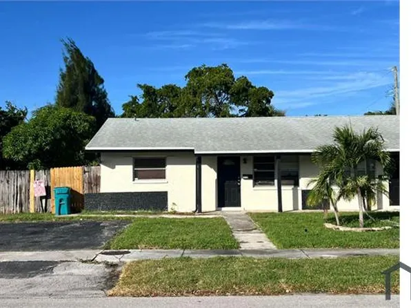 3319 Grove Rd, Boynton Beach, FL 33435