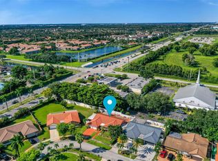 Country Lake Manors Sec 2, Hialeah, FL 33015