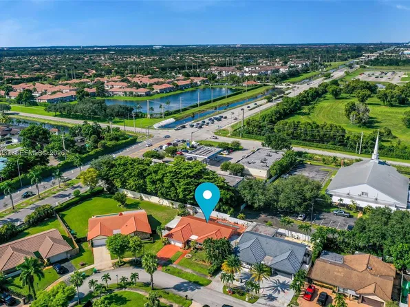 6537 NW 201st Ter, Hialeah, FL 33015