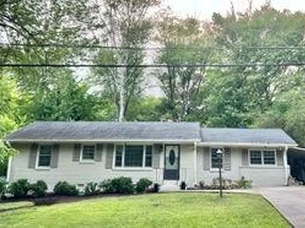 2120 Meadowbrook Ln SE, Marietta, GA 30067