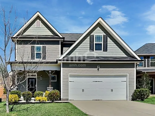 228 Lanier Pl, Clayton, NC 27527