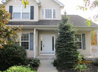 127 Julie Rd, Pottstown, PA 19464