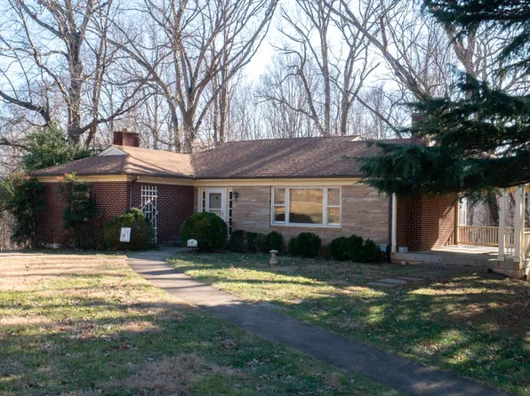 2960 Trents Ferry Rd, Lynchburg, VA 24503