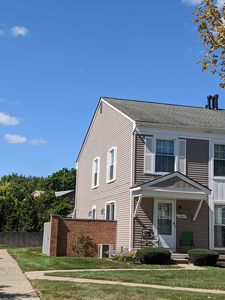 23663 Stonehenge Blvd, Novi, MI, 48375