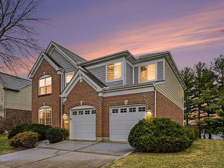 2580 Hingham Ln — Photo 32