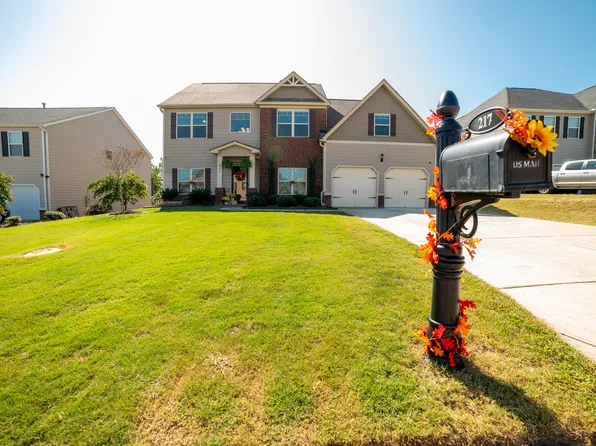 217 Fioli Cir, Graniteville, SC 29829
