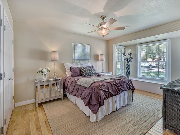 4th image of 4501 Birchman Ave
