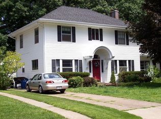 2951 15th Ave, Moline, IL 61265