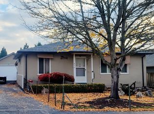 835 NE Jackson Ave, Myrtle Creek, OR 97457