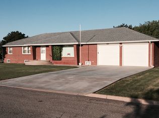 621 S Nebraska Ave, Bucklin, KS 67834