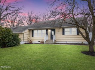 1 Lynn Dr, Ocean, NJ 07712