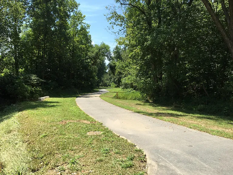 Walking/Biking Trail to Little Creek Park