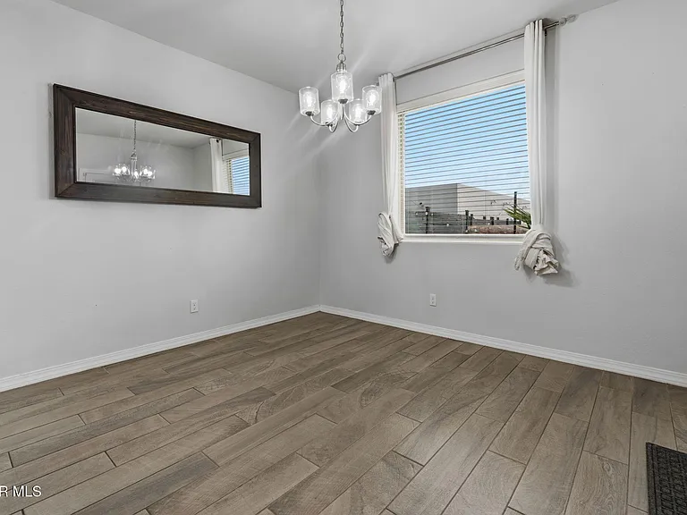 917 Airship Pl — Photo 21