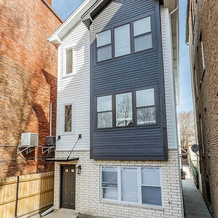 1st image of 2650 W 21st Pl #1R