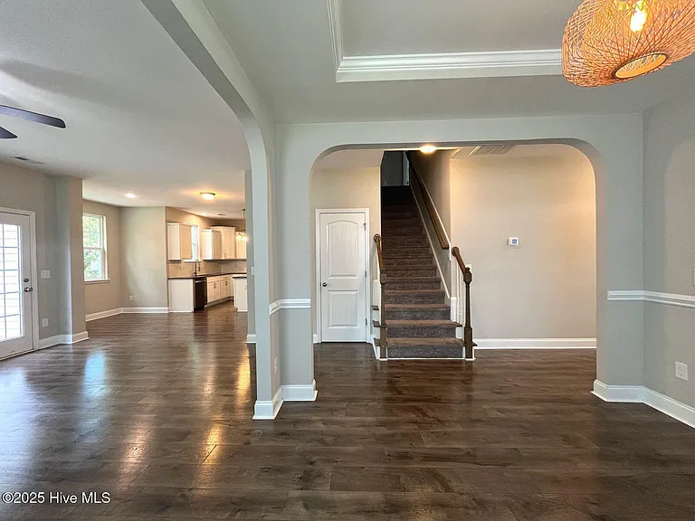 188 Sandy Springs Rd — Photo 8