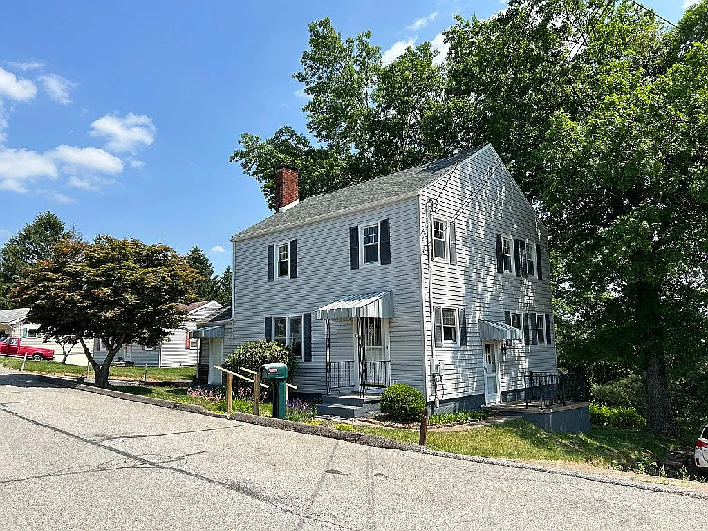 51 Elm Ln photo 1